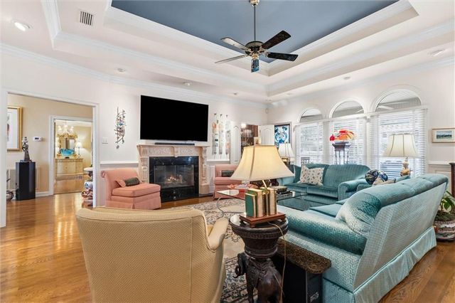 2606 Charleston Oaks Drive E, Mobile, AL 36695