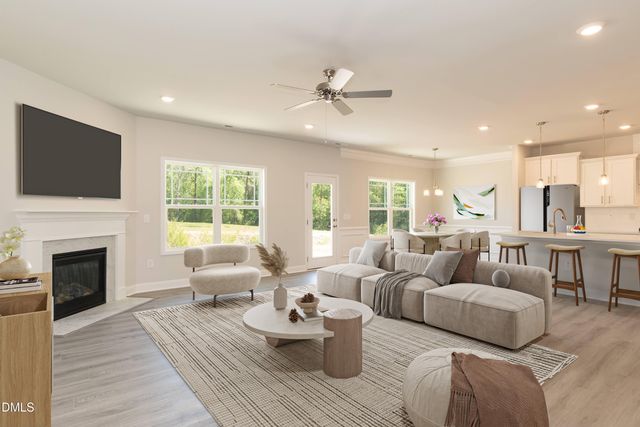 64 Killarney Avenue, Lillington, NC 27546