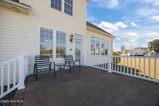 1296 Windbrooke Drive, Grimesland, NC 27837