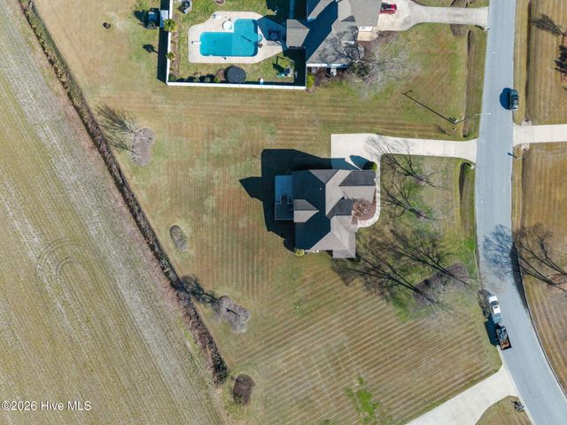 1296 Windbrooke Drive, Grimesland, NC 27837
