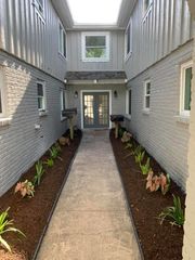 8714 Ilona Lane 6, Houston, TX 77025