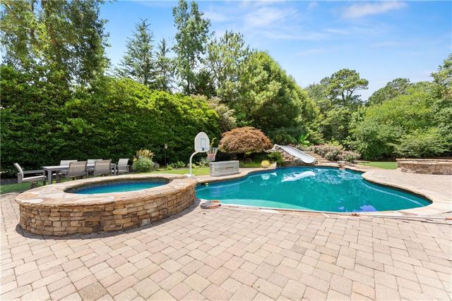 320 Wigton Drive, Milton, GA 30004