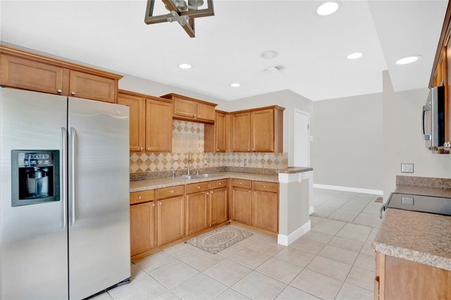 682 ASCOT CIRCLE, Orlando, FL 32825