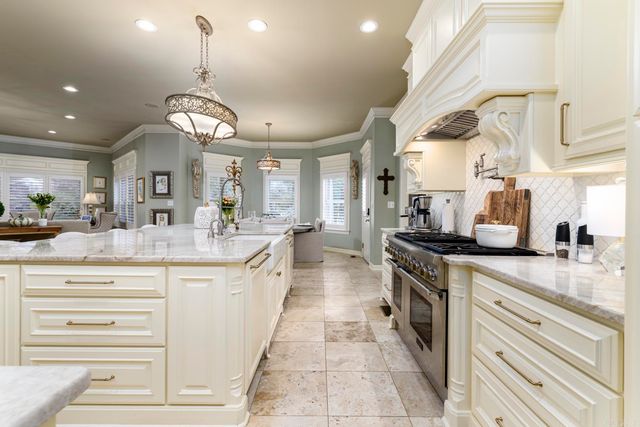 23 CANYON RIDGE COURT, Little Rock, AR 72223