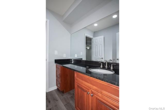 465 Lake Pointe Court 465, Middle Island, NY 11953