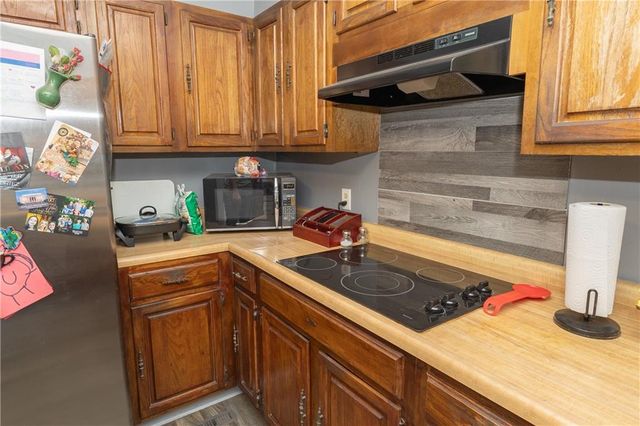 703 E 4th Street, Cherryvale, KS 67335