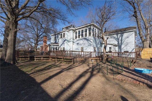 703 E 4th Street, Cherryvale, KS 67335