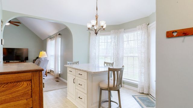 1728 Vp Lunn Dr, Spring Hill, TN 37174