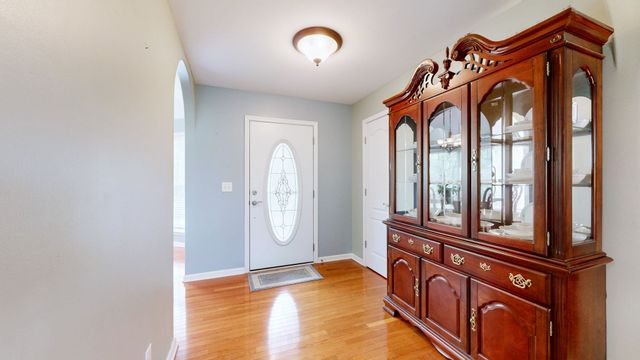 1728 Vp Lunn Dr, Spring Hill, TN 37174