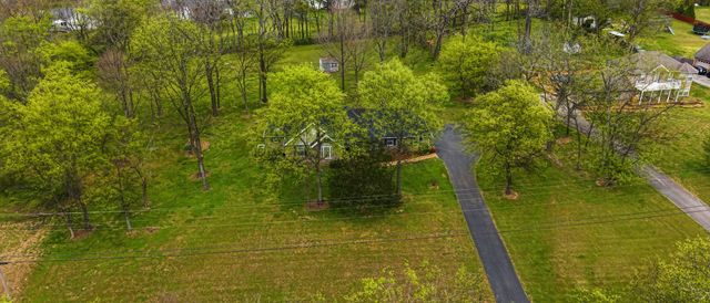 1728 Vp Lunn Dr, Spring Hill, TN 37174