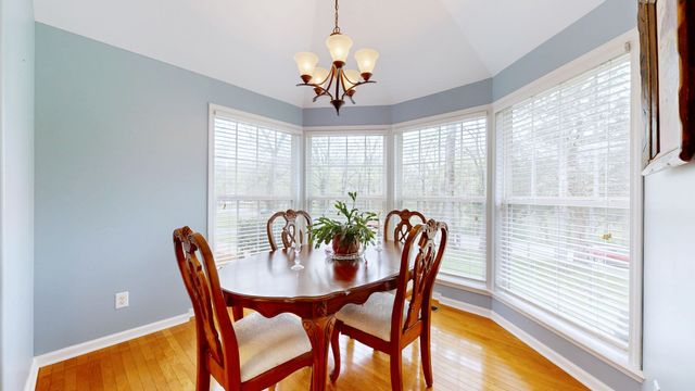 1728 Vp Lunn Dr, Spring Hill, TN 37174