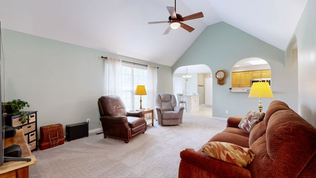 1728 Vp Lunn Dr, Spring Hill, TN 37174