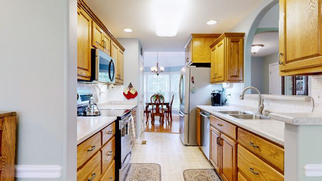 1728 Vp Lunn Dr, Spring Hill, TN 37174