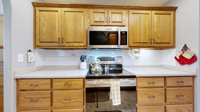 1728 Vp Lunn Dr, Spring Hill, TN 37174