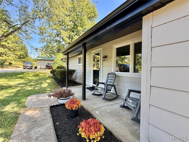 1651 Crystal Heights Road, Festus, MO 63028