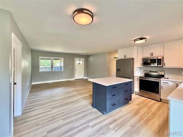 1651 Crystal Heights Road, Festus, MO 63028