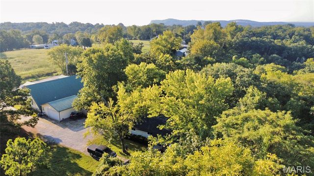 1651 Crystal Heights Road, Festus, MO 63028