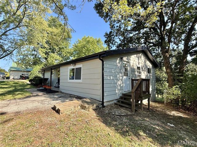 1651 Crystal Heights Road, Festus, MO 63028