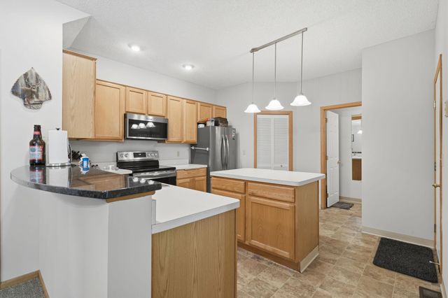 9617 Alvarado Lane N, Maple Grove, MN 55311