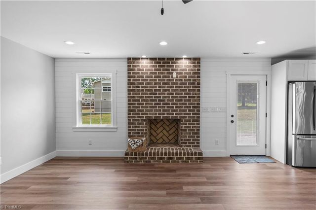 2401 White Horn Road, Kernersville, NC 27284