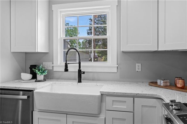 2401 White Horn Road, Kernersville, NC 27284