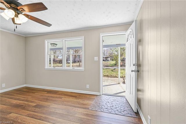 168 Anns Drive, Thomasville, NC 27360