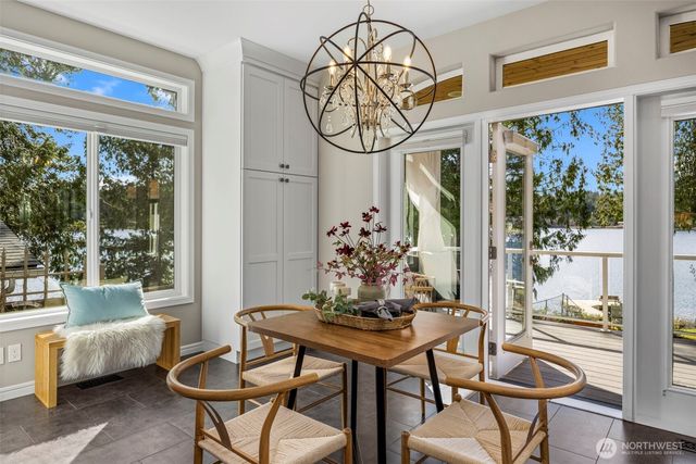 4455 Lakeview Court NW, Bremerton, WA 98312