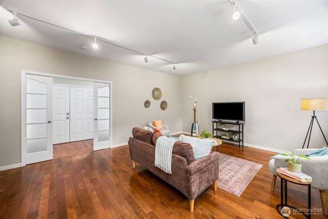 4455 Lakeview Court NW, Bremerton, WA 98312