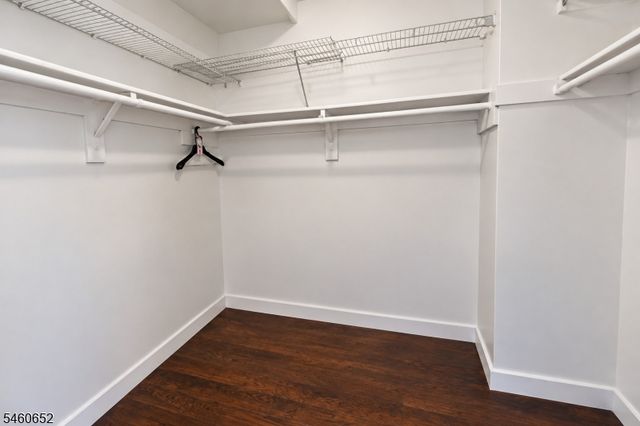 1328 Harmon Cove Tower, Secaucus Town, NJ 07094