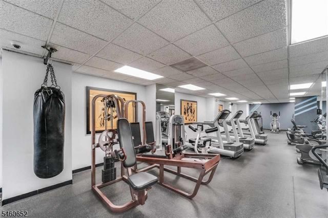 1328 Harmon Cove Tower, Secaucus Town, NJ 07094