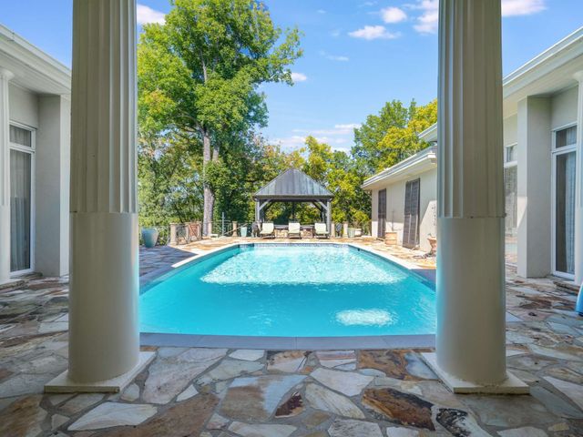 515 Hillwood Blvd, Nashville, TN 37205