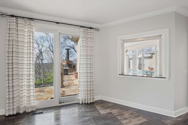 515 Hillwood Blvd, Nashville, TN 37205