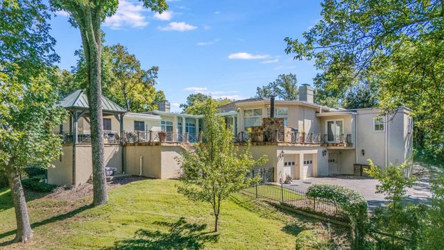 515 Hillwood Blvd, Nashville, TN 37205