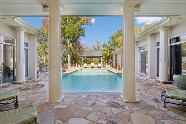515 Hillwood Blvd, Nashville, TN 37205