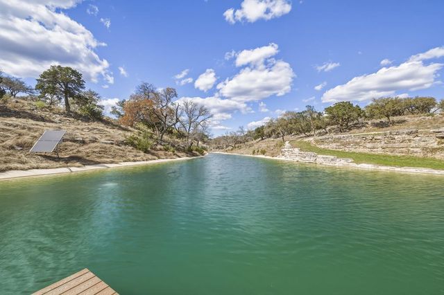 4565 Zenner-Ahrens Rd, Fredericksburg, TX 78624