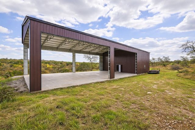 4565 Zenner-Ahrens Rd, Fredericksburg, TX 78624