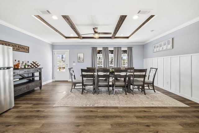 4565 Zenner-Ahrens Rd, Fredericksburg, TX 78624