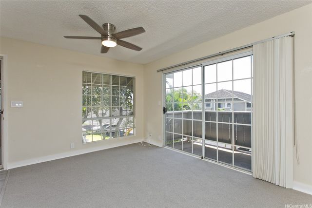 94-1411 Kulewa Loop 35V, Waipahu, HI 96797
