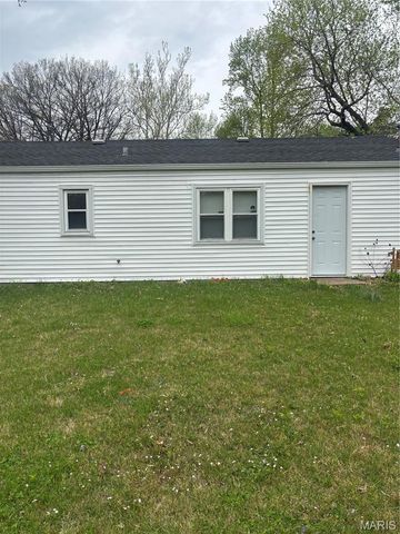 9836 Lorna Lane, St Louis, MO 63136
