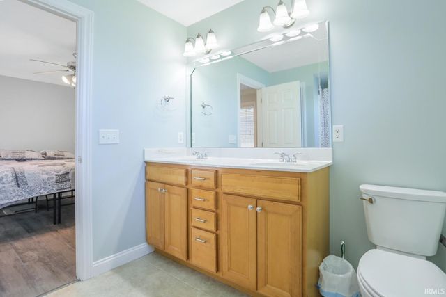 5740 Waterstone Drive, Newburgh, IN 47630