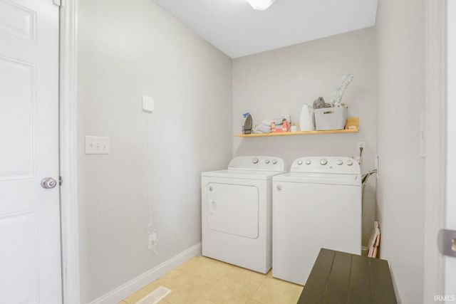 5740 Waterstone Drive, Newburgh, IN 47630
