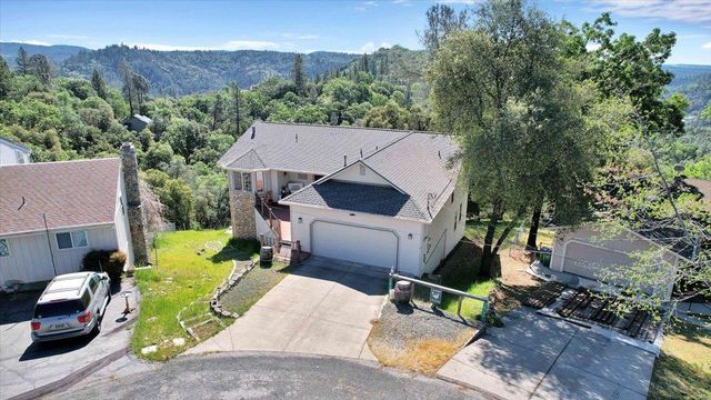 16153 Janet Way, Grass Valley, CA 95949
