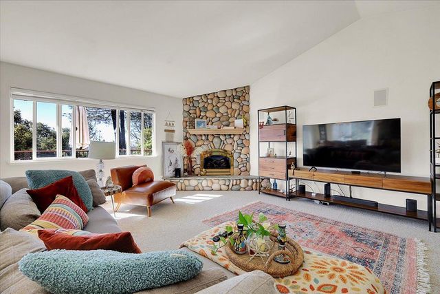 16153 Janet Way, Grass Valley, CA 95949