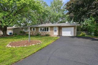 2041 Bluestone Lane, Eagan, MN 55122