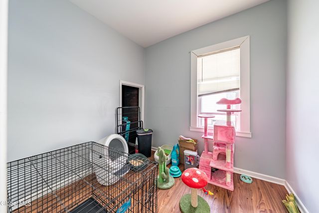 48 5th Avenue, Troy, NY 12180