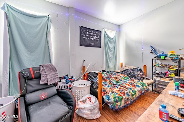 48 5th Avenue, Troy, NY 12180