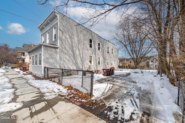 48 5th Avenue, Troy, NY 12180
