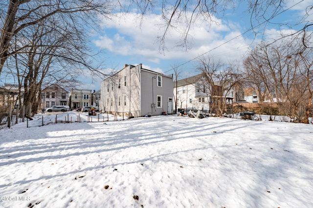 48 5th Avenue, Troy, NY 12180