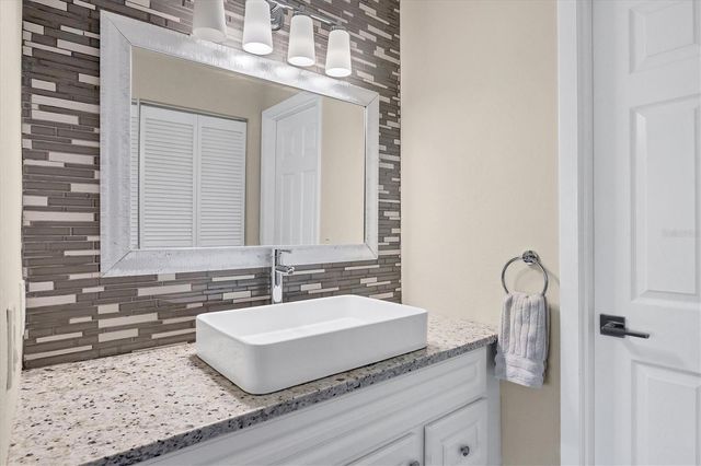 3363 CROSS CREEK DRIVE 3363, Sarasota, FL 34231