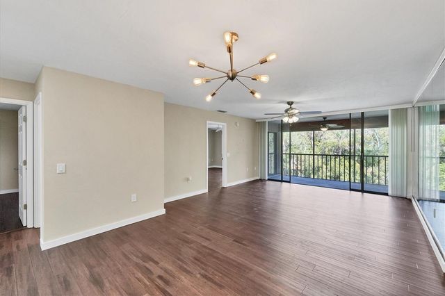 3363 CROSS CREEK DRIVE 3363, Sarasota, FL 34231